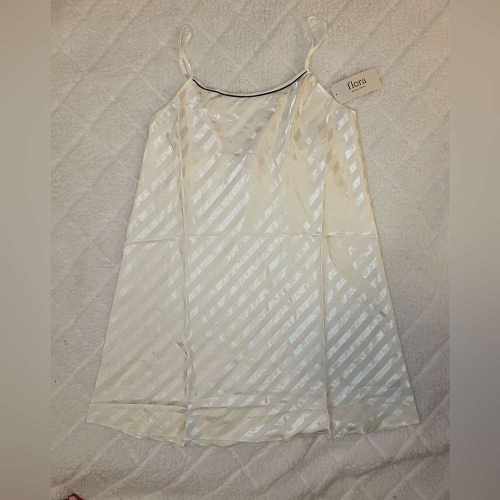 Satin Sleep Dress 
Never worn 
Size S